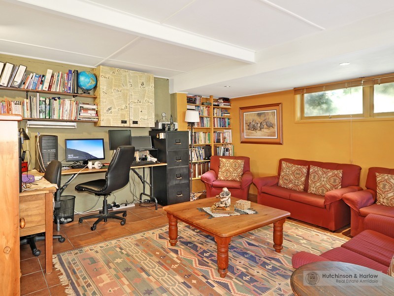 20 Campion Parade, Armidale NSW 2350