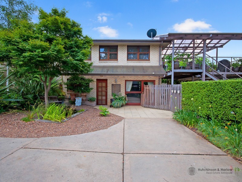 20 Campion Parade, Armidale NSW 2350