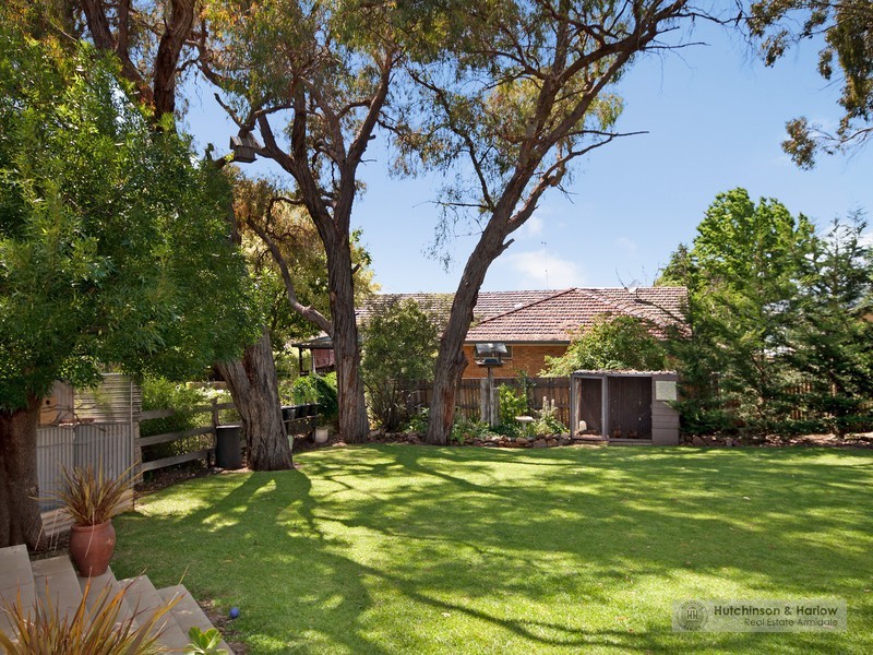 20 Campion Parade, Armidale NSW 2350