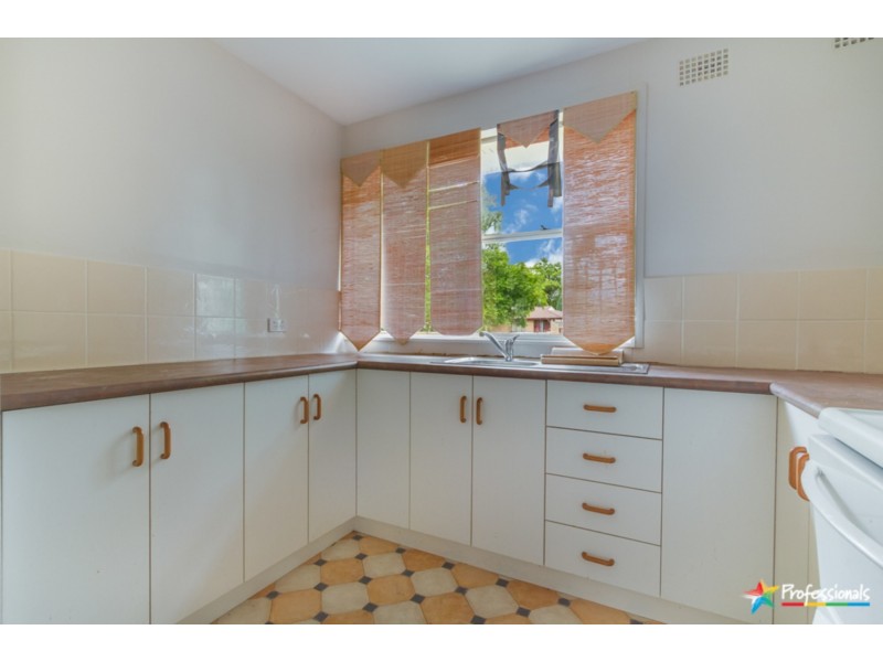 1 McIntosh Crescent, Armidale NSW 2350