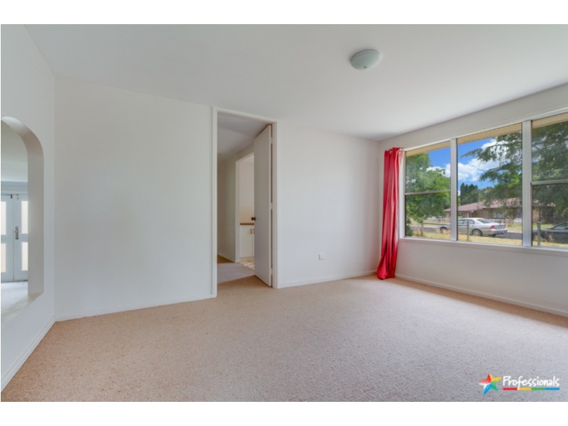 1 McIntosh Crescent, Armidale NSW 2350