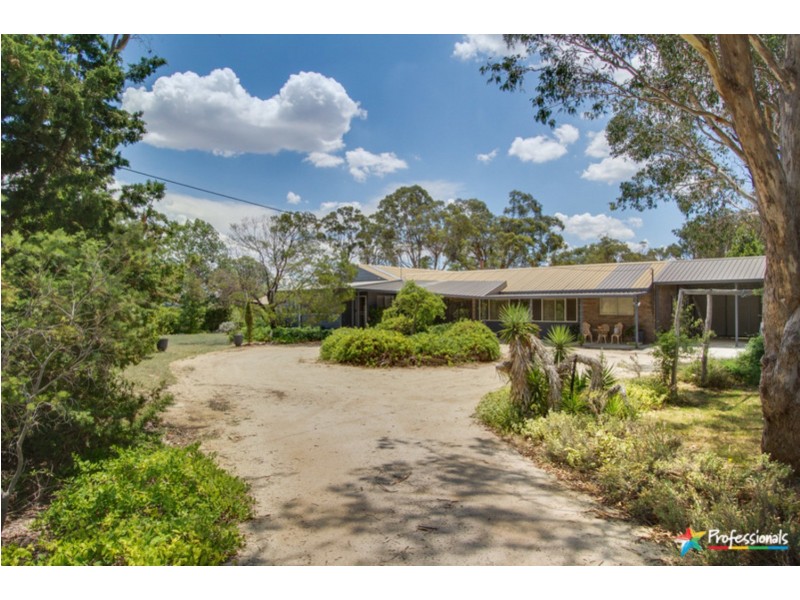 91 Devoncourt Road, Uralla NSW 2358