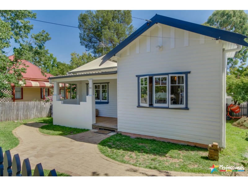 305 Beardy Street, Armidale NSW 2350