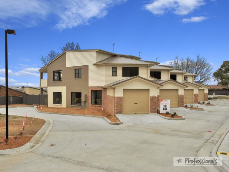 11/22 Freeman Crescent, Armidale NSW 2350