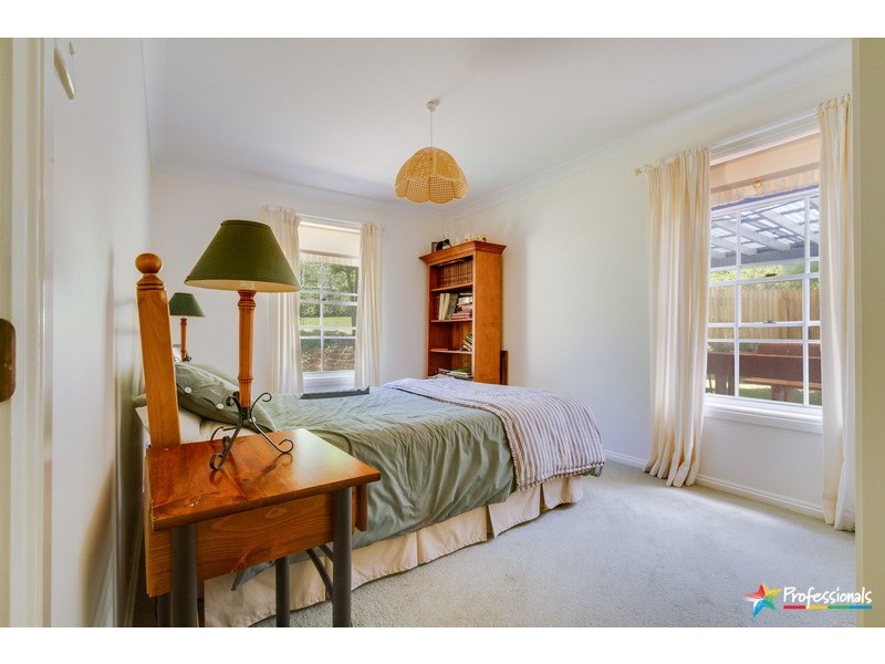 6 Caroline Crescent, Armidale NSW 2350