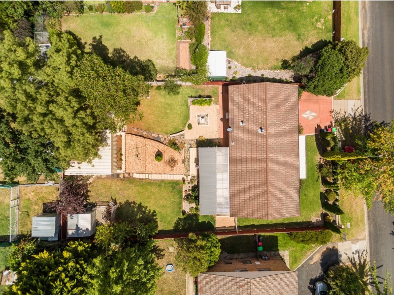 3 Oak Tree Drive, Armidale NSW 2350