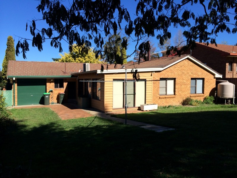 7 Newbury Drive, Armidale NSW 2350