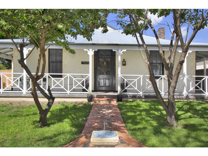 78 Brown Street, Armidale NSW 2350