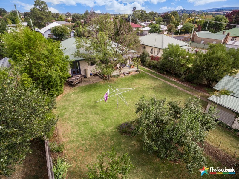 75 Ohio Street, Armidale NSW 2350