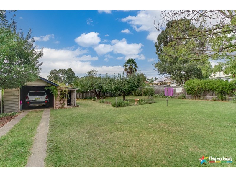 75 Ohio Street, Armidale NSW 2350