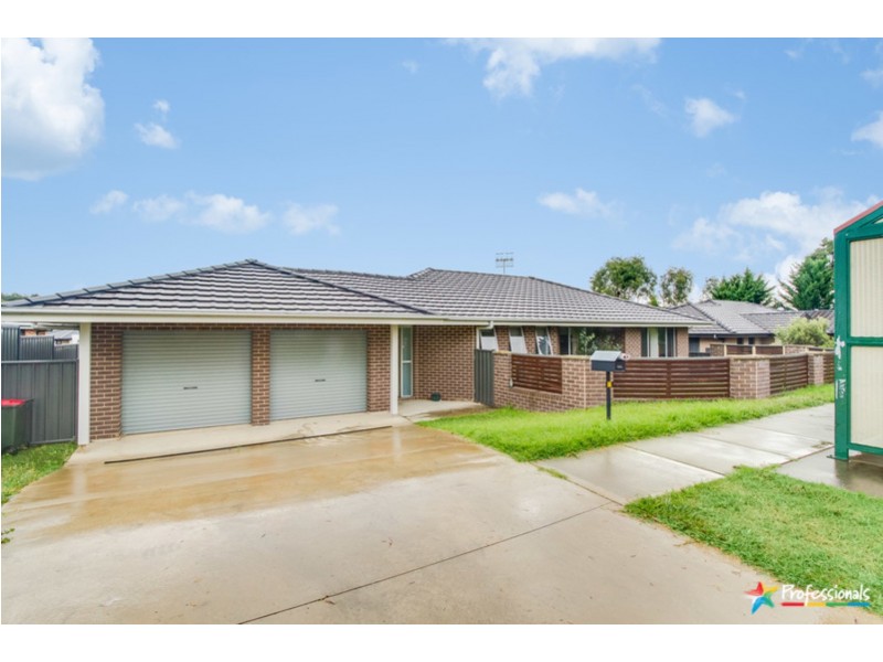 21 Kennedy Street, Armidale NSW 2350