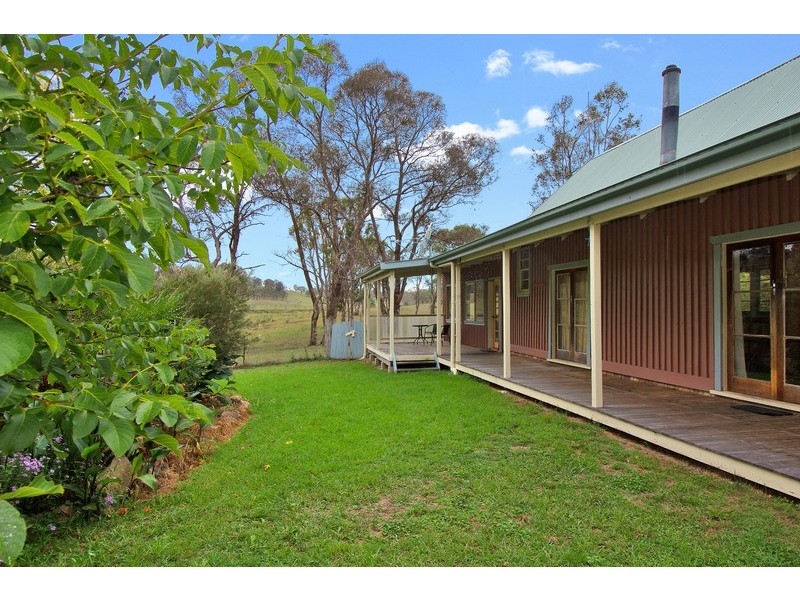 155 Herbert Park Road, Armidale NSW 2350