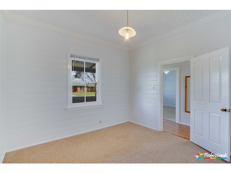26 McCrossin Street, Uralla NSW 2358