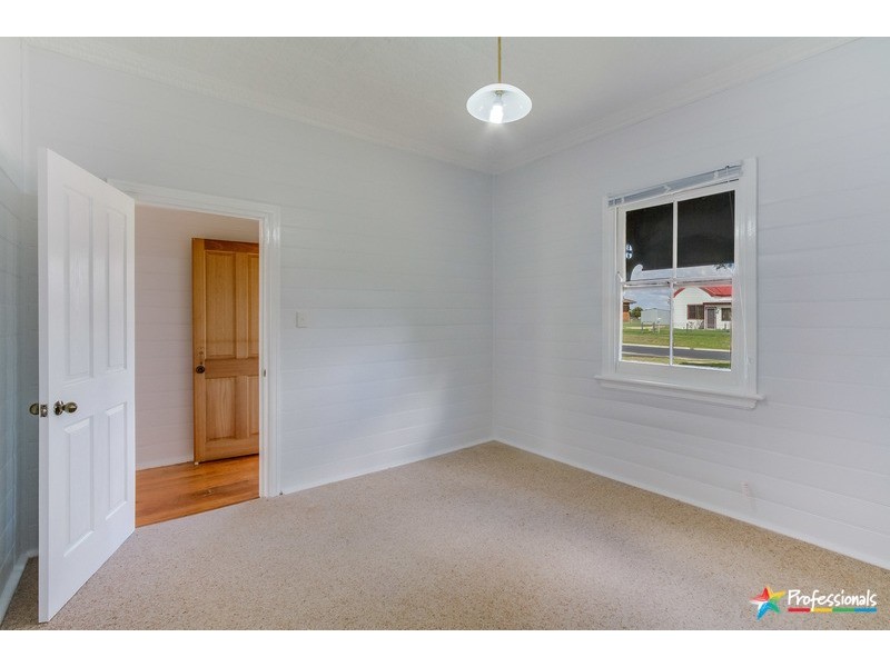 26 McCrossin Street, Uralla NSW 2358