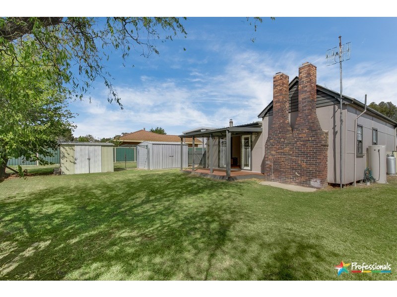 26 McCrossin Street, Uralla NSW 2358