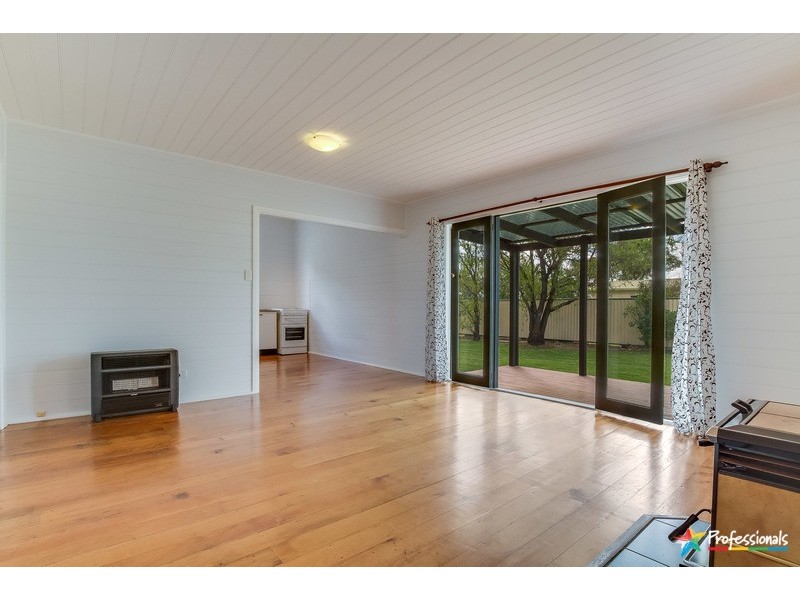 26 McCrossin Street, Uralla NSW 2358