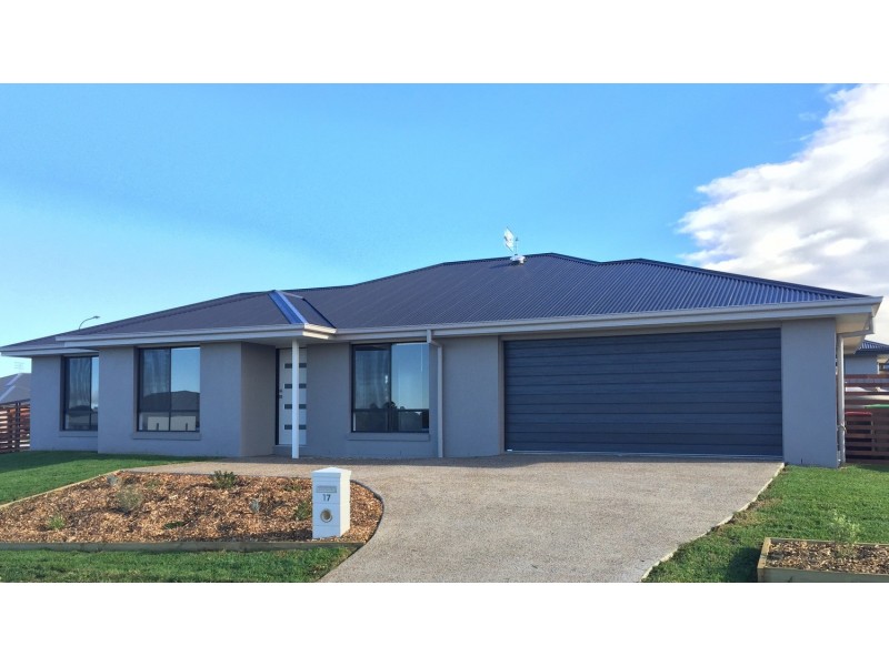 17 Spearmount Drive, Armidale NSW 2350