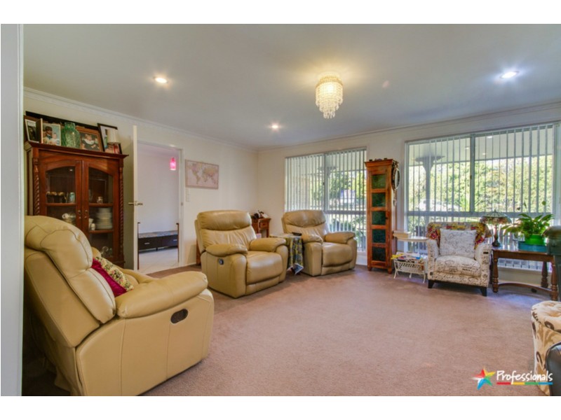 26 Crest Road, Armidale NSW 2350