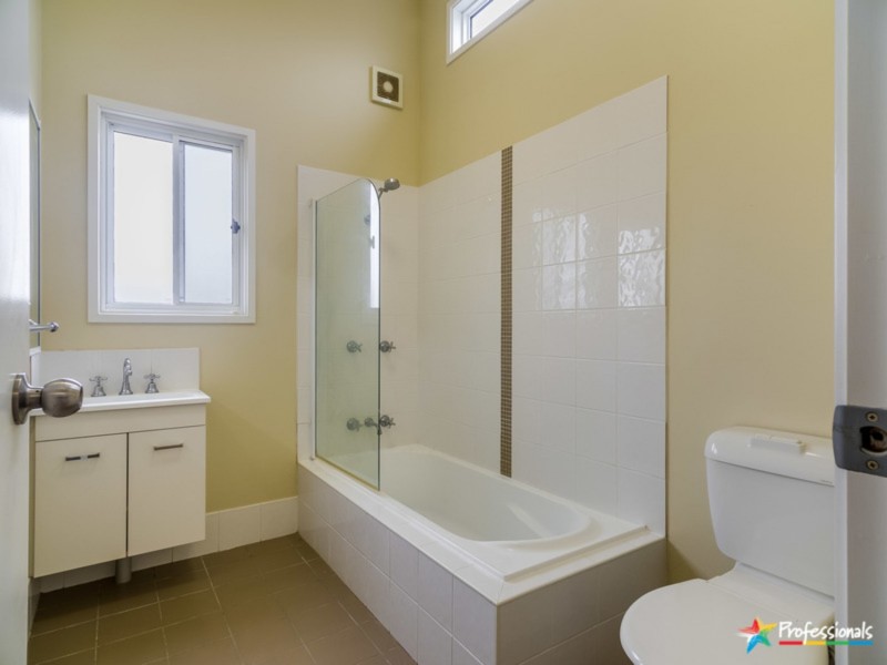 22 Dale Crescent, Armidale NSW 2350