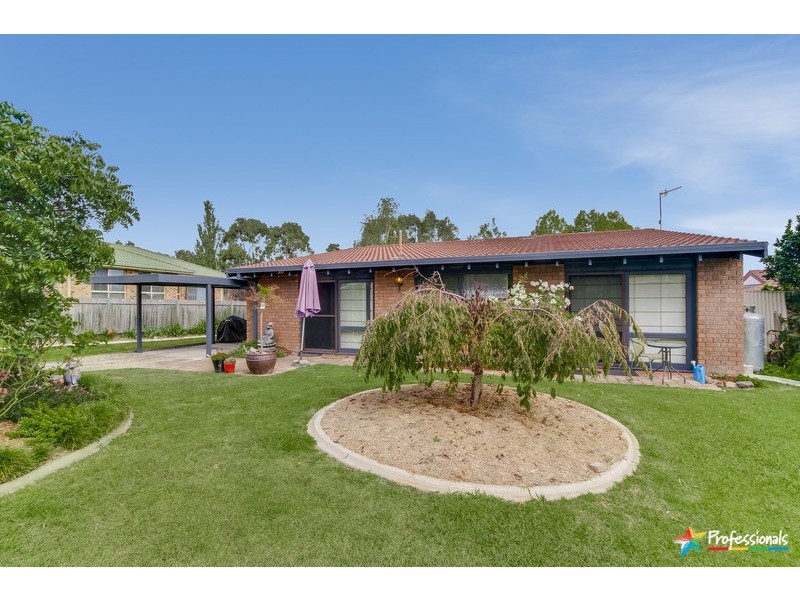 12 Verna Close, Armidale NSW 2350