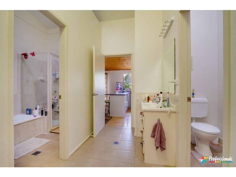 12 Verna Close, Armidale NSW 2350