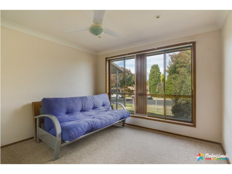 3 Howard Place, Armidale NSW 2350