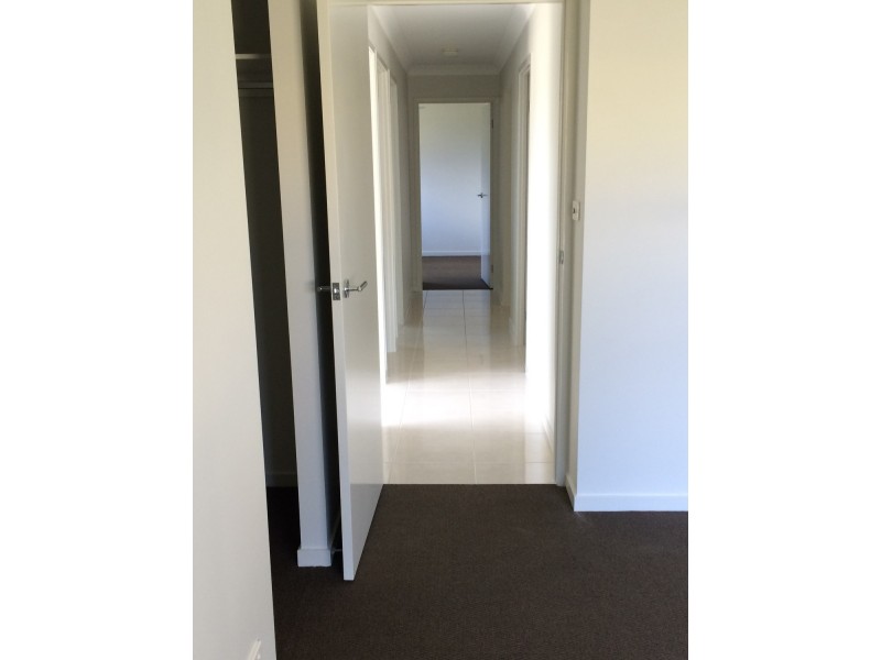 6 McGrath Place, Armidale NSW 2350