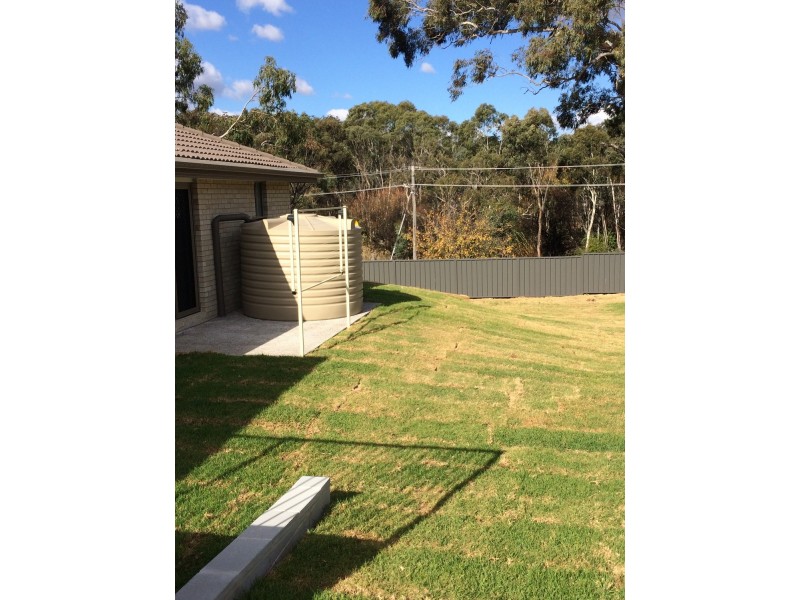 6 McGrath Place, Armidale NSW 2350