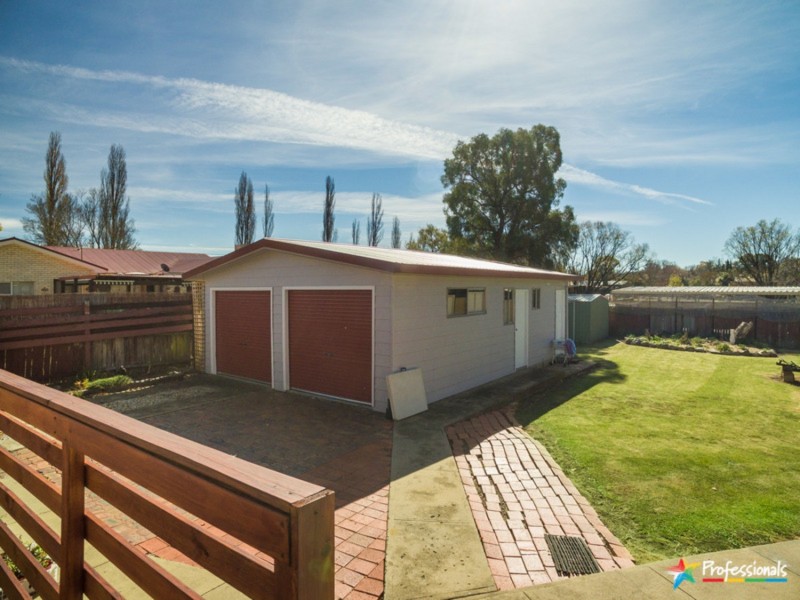 3 Grafton Road, Armidale NSW 2350