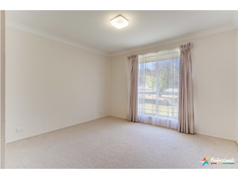 13 Eleanor Close, Armidale NSW 2350