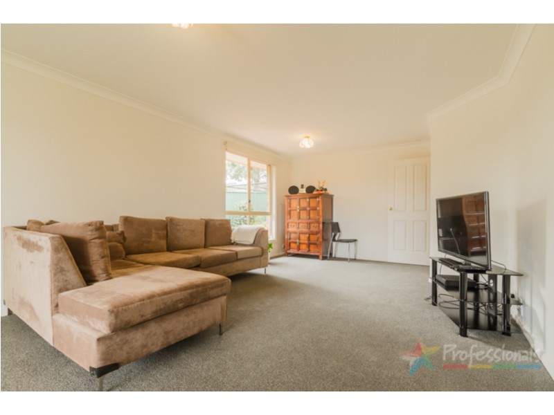 1 Williams Place, Armidale NSW 2350