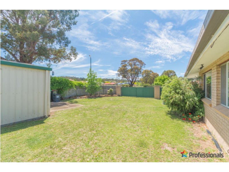 35 Centennial Close, Armidale NSW 2350