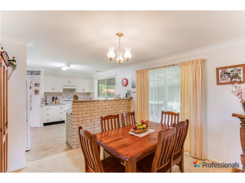35 Centennial Close, Armidale NSW 2350