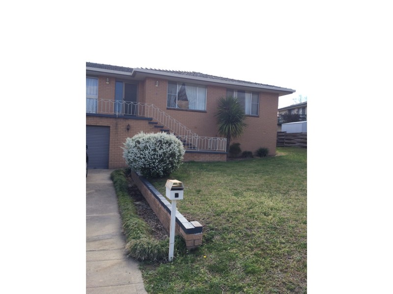 8 Wendo Street, Armidale NSW 2350