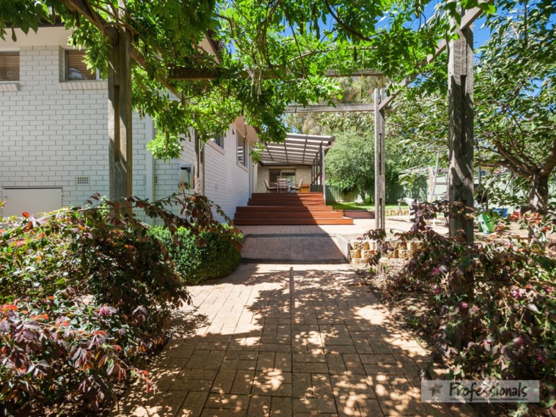 5 St Johns Avenue, Armidale NSW 2350