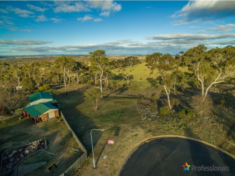 3 Karina Close, Armidale NSW 2350
