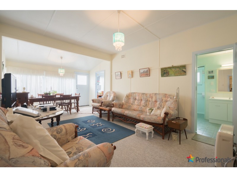 79 Douglas Street, Armidale NSW 2350