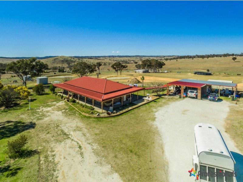 66 Milne Road, Armidale NSW 2350