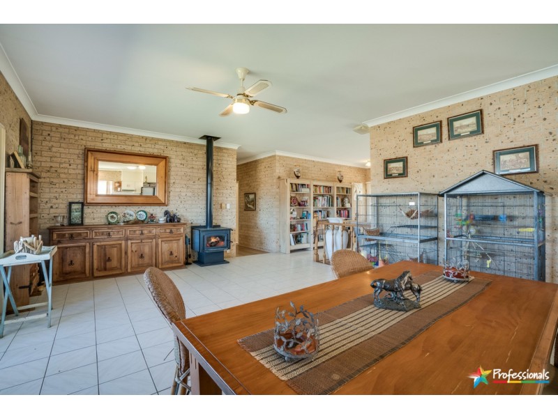 66 Milne Road, Armidale NSW 2350