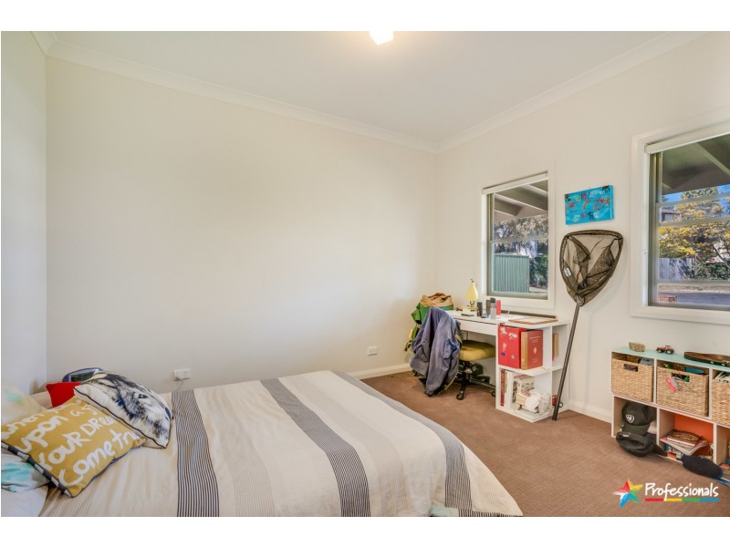 1 St Cuthberts Avenue, Armidale NSW 2350