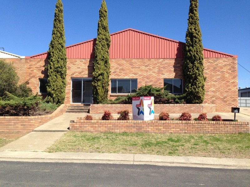 4 Wright Place, Armidale NSW 2350