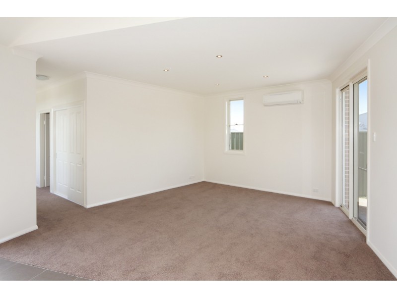 1/7 Netherton Park Avenue, Armidale NSW 2350