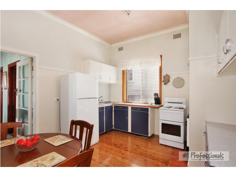 12 Marsh Street, Armidale NSW 2350