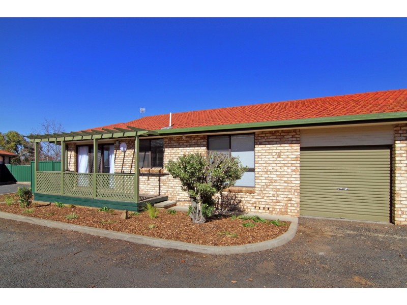 1/27 Niagara Street, Armidale NSW 2350