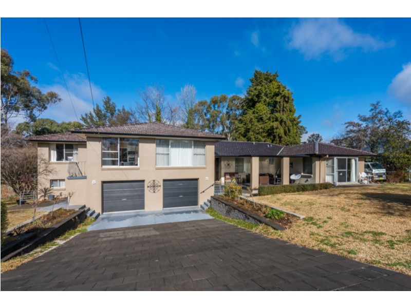 2 Catherine Street, Armidale NSW 2350