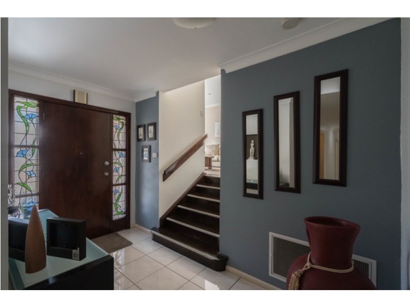 2 Catherine Street, Armidale NSW 2350