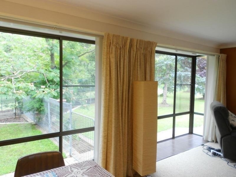 4 Thunderbolts Way, Uralla NSW 2358