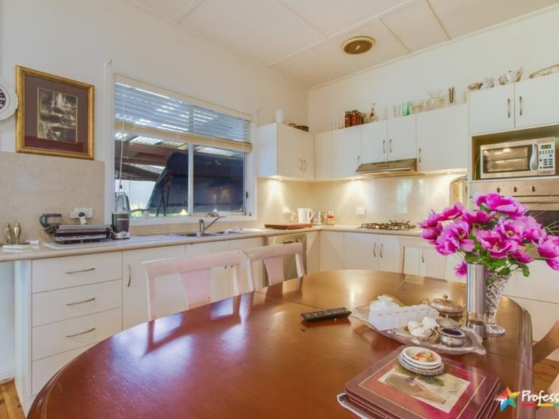 2 Park Street, Uralla NSW 2358