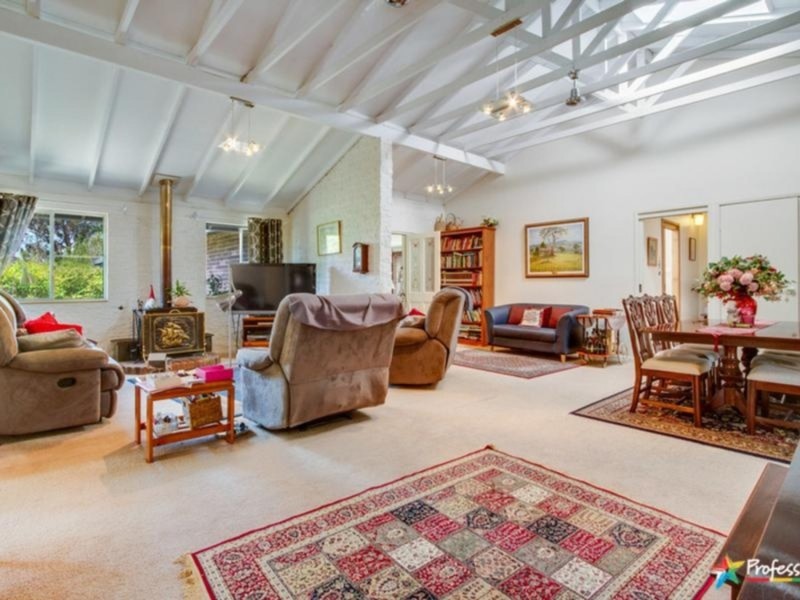 91 Devoncourt Road, Uralla NSW 2358