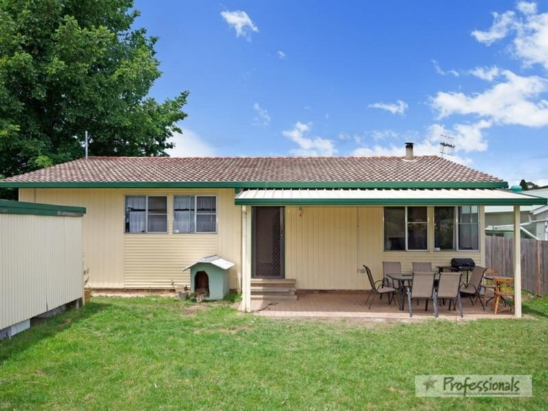 22 Enid Street, Armidale NSW 2350